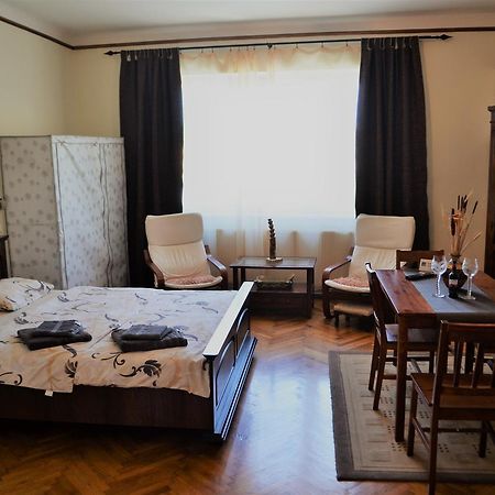Studio Brasov Apartman Kültér fotó